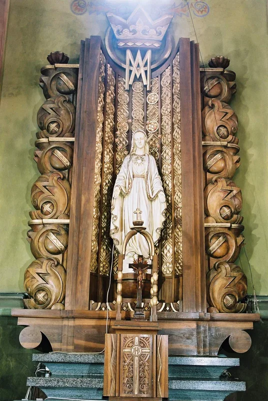 Altars 07